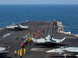 iran asegura haber atacado al portaaviones norteamericano abraham lincoln, estados unidos lo niega iran asegura haber atacado al portaaviones norteamericano abraham lincoln, estados unidos lo niega