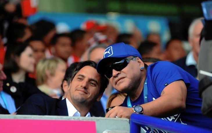 Agustín Pichot y Diego Maradona