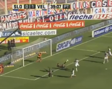 Tiki tiki y tijera: mirá el golazo de Blandi ante Vélez