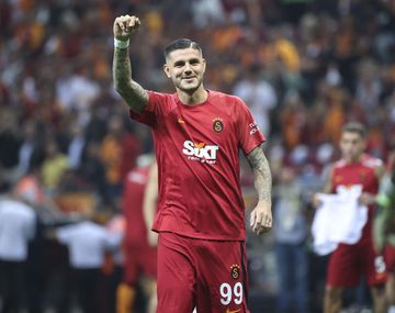 Apareció un chat de Icardi y una modelo trans antes de separarse de Wanda