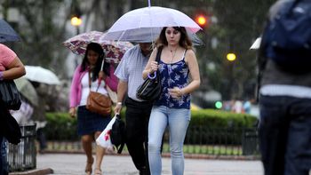 llegan las lluvias a la ciudad, pero el calor no aflojara llegan las lluvias a la ciudad, pero el calor no aflojara