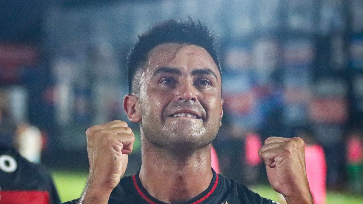 Con un golazo del Pity Martínez, Tigre le ganó 3-1 a Racing, que sumó su tercera derrota al hilo