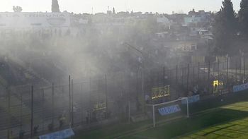 Otra vez la violencia dijo presente en el fútbol argentino Otra vez la violencia dijo presente en el fútbol argentino