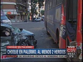 Varios heridos en dos violentos choques ocurridos en Palermo