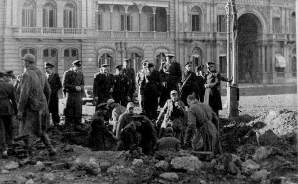 Se cumplen 60 años del bombardeo a la Plaza de Mayo