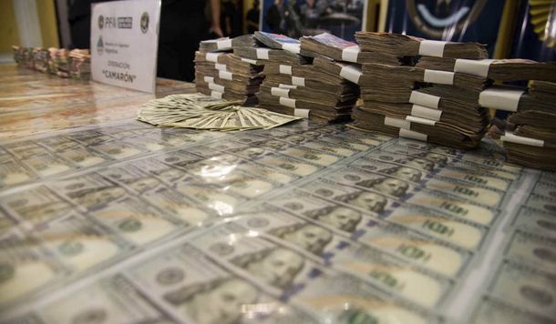 Detienen a una banda integrada por barras de Boca y secuestran 60 kilos de droga y un arsenal