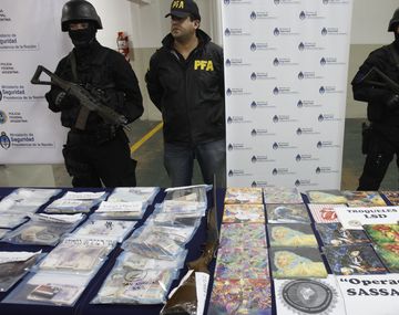 Desbaratan banda que traía drogas de diseño al país