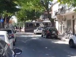 Tensión en Parque Chas por una toma de rehenes