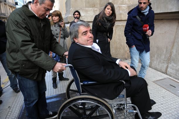 Pierri renunció a la defensa de Mangeri por lo que dijo su hijo