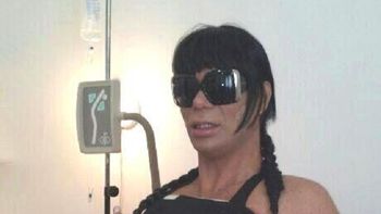 una famosa diva volvio al quirofono para retocarse las lolas una famosa diva volvio al quirofono para retocarse las lolas