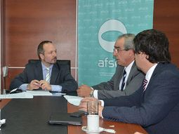 el estado a un paso de definir como se desprende el grupo clarin de sus medios el estado a un paso de definir como se desprende el grupo clarin de sus medios