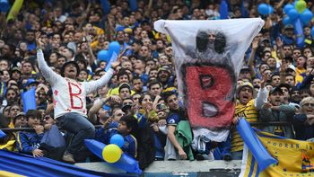 El recuerdo del paso de River por la B, infaltable en las tribunas El recuerdo del paso de River por la B, infaltable en las tribunas