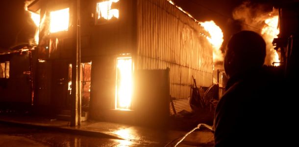 Chile: al menos 16 muertos y más de 50.000 evacuados por los Incendios forestales