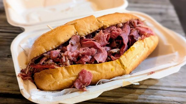 French Dip Sandwich French Dip Sandwich