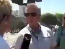 cronista de tn se encontro con un turista australiano en la marcha de la cgt y su reaccion descoloco a todos cronista de tn se encontro con un turista australiano en la marcha de la cgt y su reaccion descoloco a todos