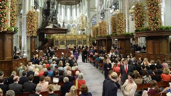 ¿cuanto costo la ceremonia de coronacion de maxima? ¿cuanto costo la ceremonia de coronacion de maxima?