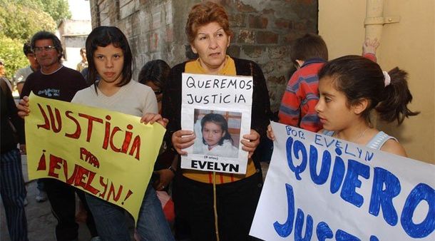 Familia_protesta