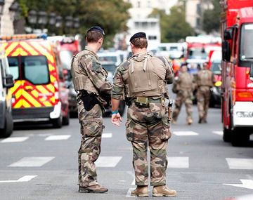 Un policía mató a cuatro compañeros con un cuchillo en pleno centro de París