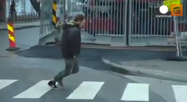 VIDEO: El fuerte viento vuela a las personas en Noruega