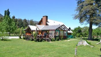 los autores del ataque antisemita en el hostel del sur son vecinos los autores del ataque antisemita en el hostel del sur son vecinos