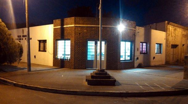 Detienen policías por maltratos a presos alojados en una comisaría en San Vicente