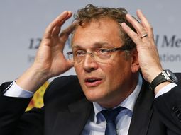 La FIFA echó al francés Jérôme Valcke, la mano derecha de Blatter