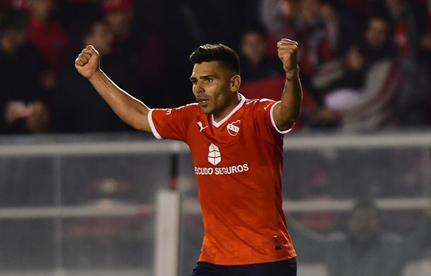 Otra mala para Independiente: suspendieron a Silvio Romero por términos descomedidos