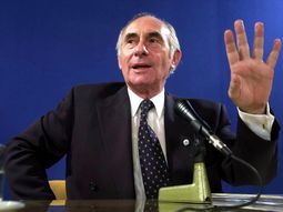 durante 10 anos, me he sometido a todo tipo de maldades y mentiras durante 10 anos, me he sometido a todo tipo de maldades y mentiras