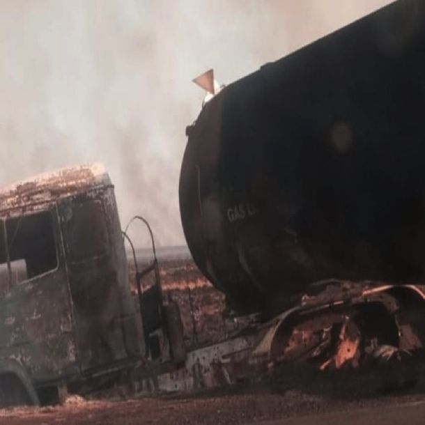Incendios en Corrientes: explotó un camión con 30 mil litros de gas al quedar atrapado entre las llamas
