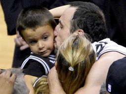 ginobili, tras la consagracion: jugamos a un nivel increible ginobili, tras la consagracion: jugamos a un nivel increible