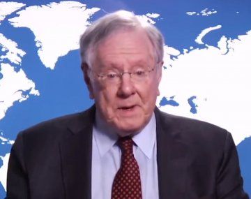 Forbes advirtió a Milei: Si no dolariza inmediatamente