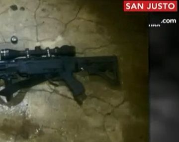 Cuatro policías heridos en violento tiroteo: hay dos jóvenes detenidas