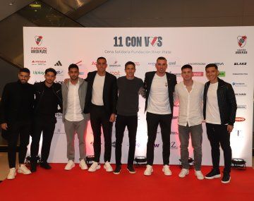 Los jugadores de River, presentes en la Cena Anual Solidaria. Foto C5N. 