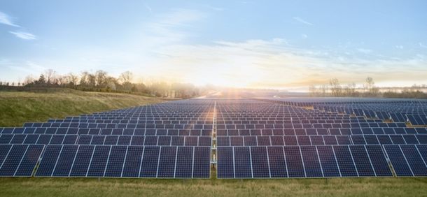 Apple invertirá en una gigantesca planta de energía solar