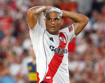 El descargo de Maxi Salas tras el video viral pateando una pelota contra la tribuna de River
