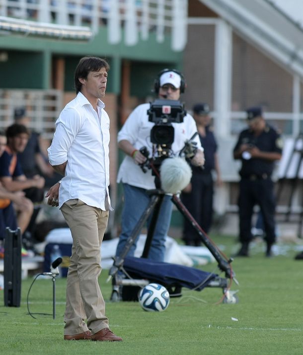 Almeyda contra el mundo: Si quieren que me vaya, que me lo digan de frente
