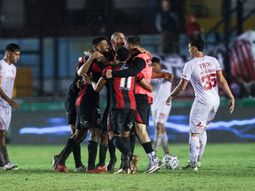 Defensores (B) dio el golpe y eliminó a Barracas de la Copa Argentina 
