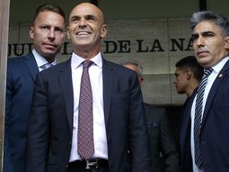 arribas presento un recibo por un deposito de solo us$70 mil arribas presento un recibo por un deposito de solo us$70 mil