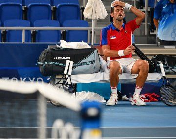 Djokovic cayó en semifinales ante el alemán Zverev y adiós a su sueño del Golden Slam
