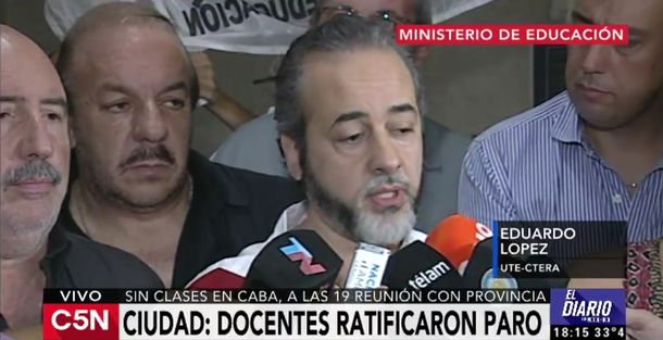 Los docentes porteños ratificaron el paro