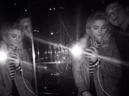 el hijo de david beckham oficializo su romance con una actriz de hollywood el hijo de david beckham oficializo su romance con una actriz de hollywood