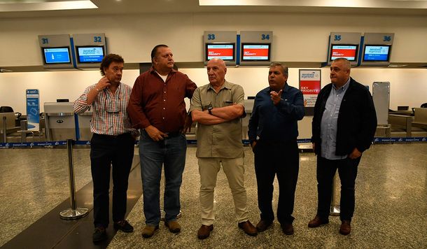 Aerolíneas Argentinas llamó a los gremios a una negociación