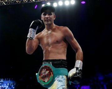 Boxeo: el nocaut del argentino Maderna en Wembley para romper el invicto del británico