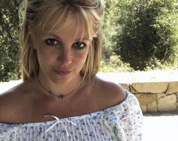 Las fotos calientes de Britney Spears en Instagram: ¿Corazón o flor?