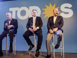 alberto fernandez: cristobal lopez y fabian de sousa no debieron haber quedado detenidos alberto fernandez: cristobal lopez y fabian de sousa no debieron haber quedado detenidos