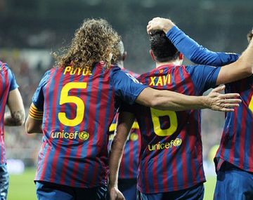 Un ex Barcelona fue golpeado en la cara con un vibrador