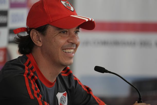 Gallardo ya tiene el equipo en la cabeza, pero lo va a dar mañana