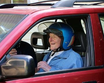 Quería chocar su auto y se dio el gusto a los 91 años