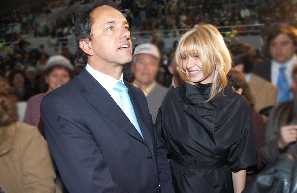 Scioli: No gané carreras rompiéndole la lancha a otro