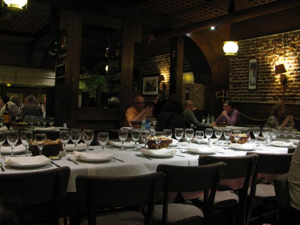 Avivada criolla: los restaurantes en Mar del Plata cobran un 20% más los fines de semana